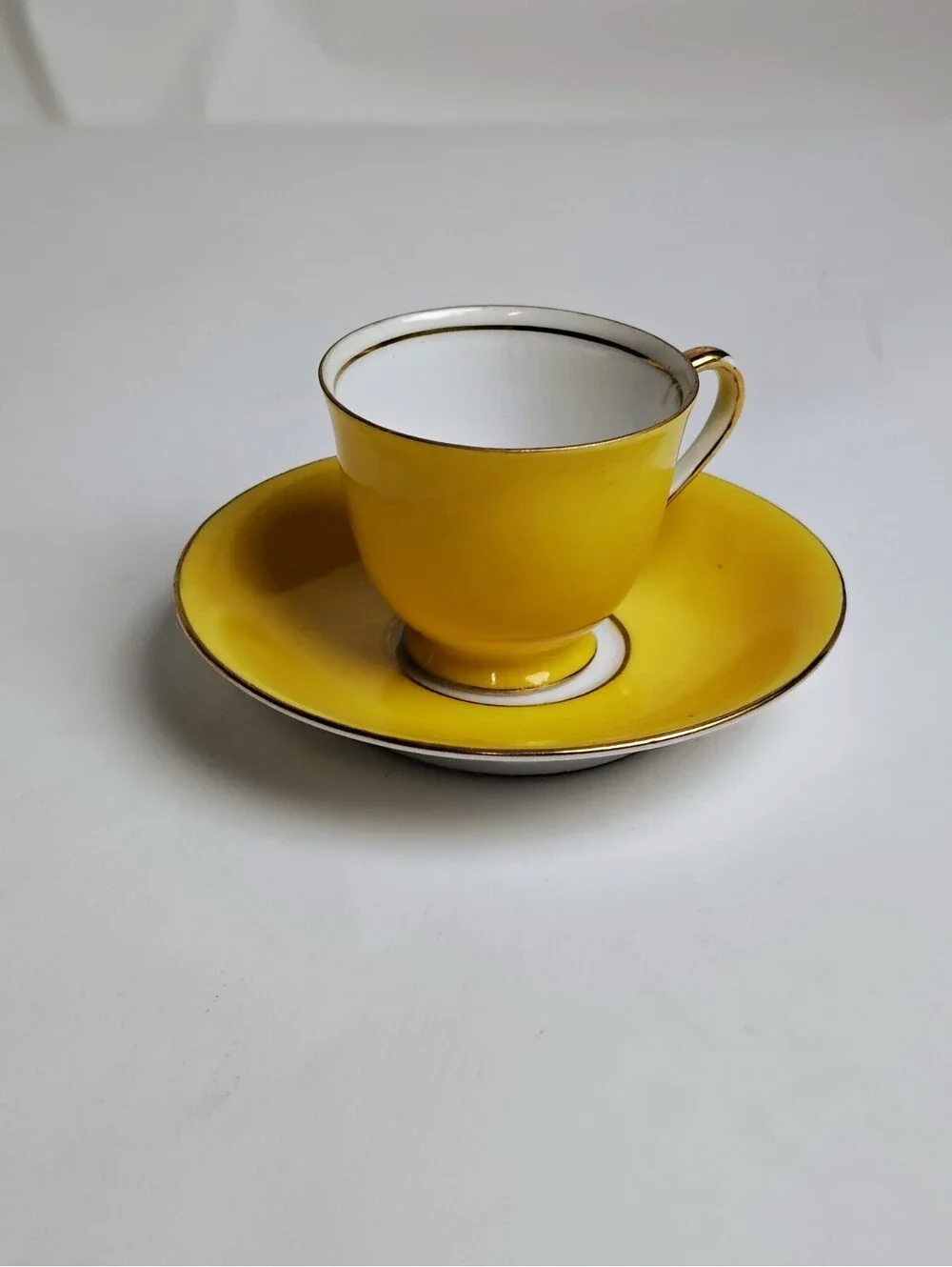 Vintage Made in Occupied Japan Teacup Saucer Set Yellow Gold Trim Handpainted